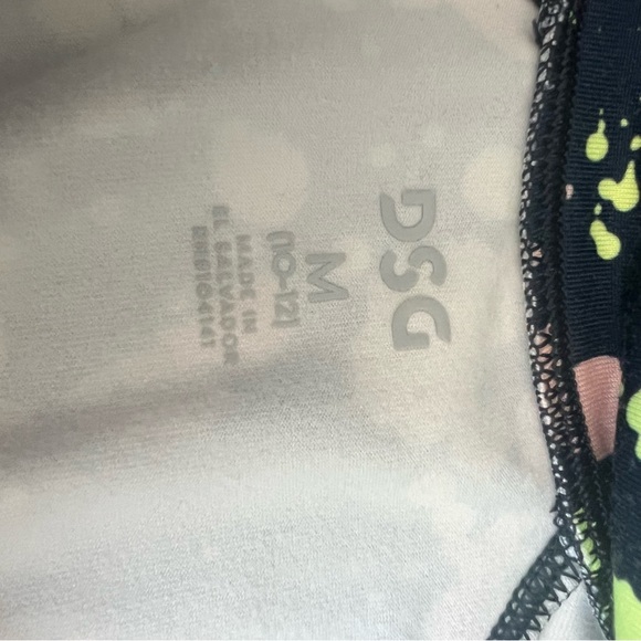 Girls compression shirt size 10-12 - Picture 5 of 7